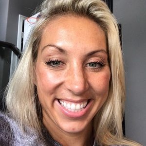 Meet your Posher, Elena